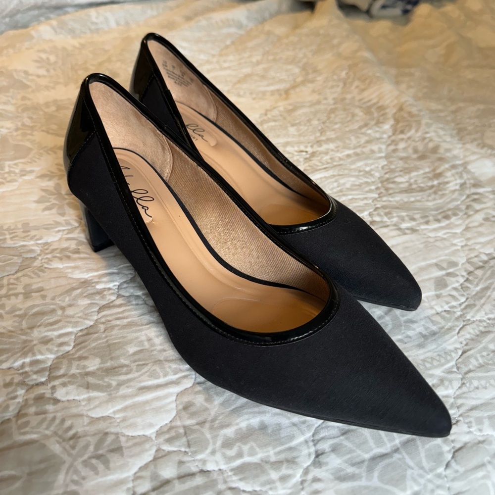 NWOT Abella True Comfort Heels 2in” - Black - 9